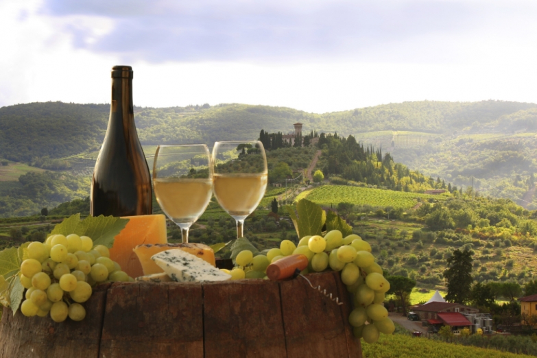 Вино Италии напоено ароматом солнца