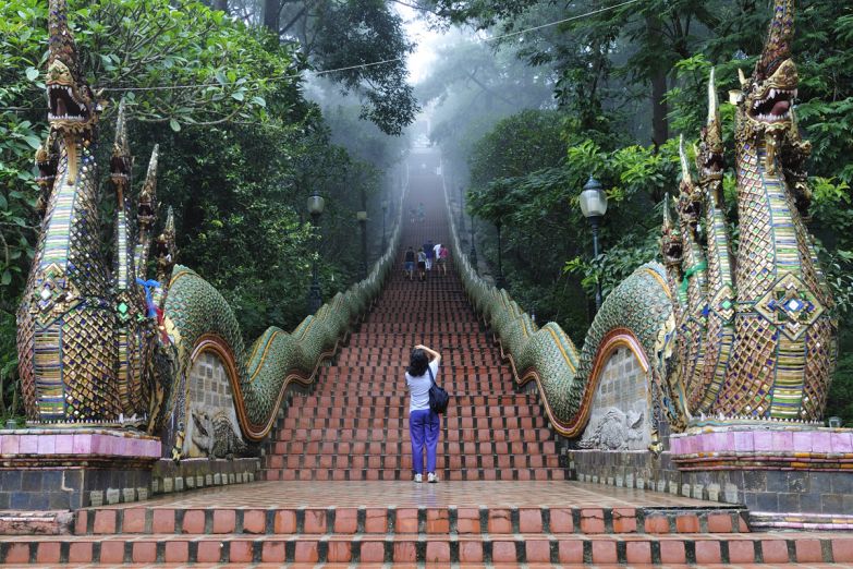 Лестница к храму Дои Сутхеп в Чианг Май