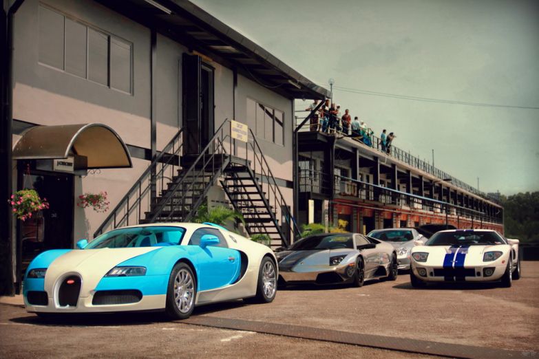Bugatti Veyron, Lamborghini Murciélago LP640, Mercedes-Benz SLR McLaren, Ford GT