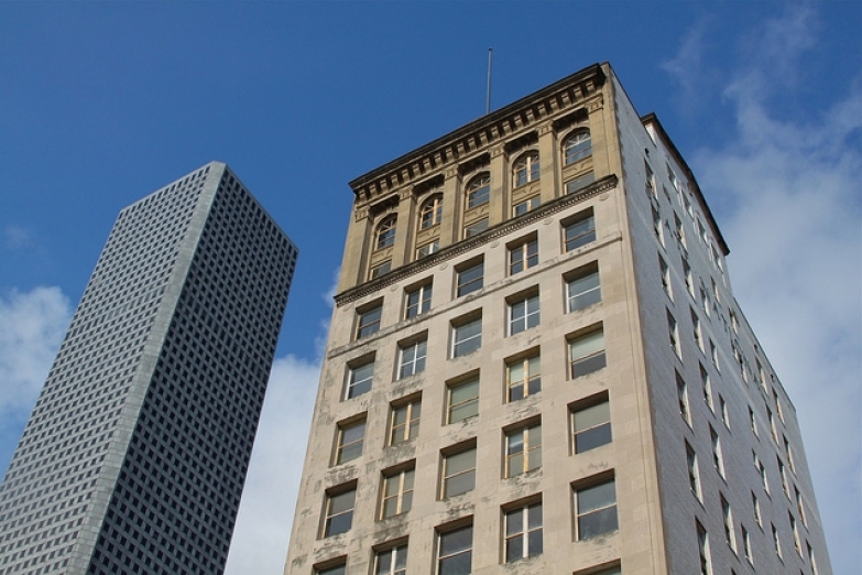 Высотка 1928 года и JP Morgan Chase Bank Tower 1981 года