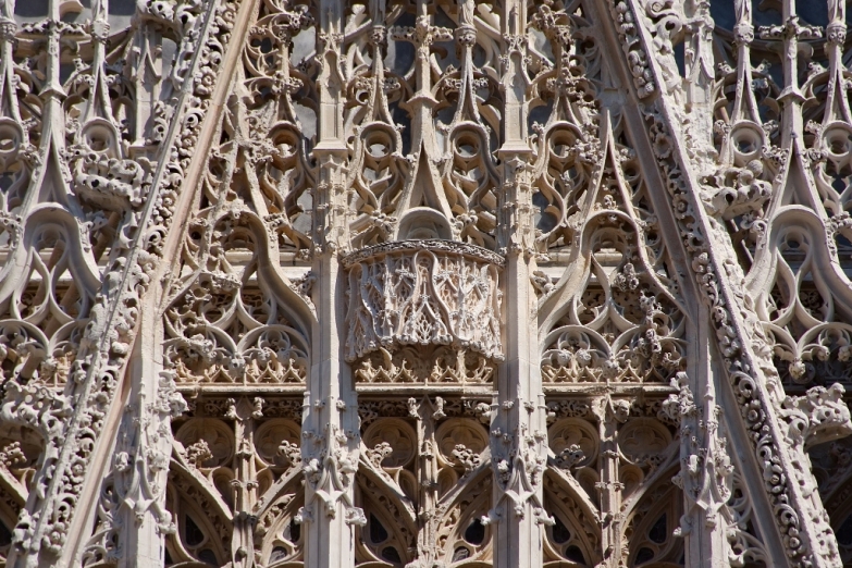 Фрагмент фасада собора в Руане