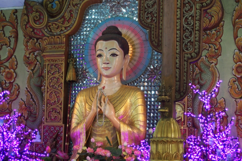 Бирманский храм Дхаммикарама