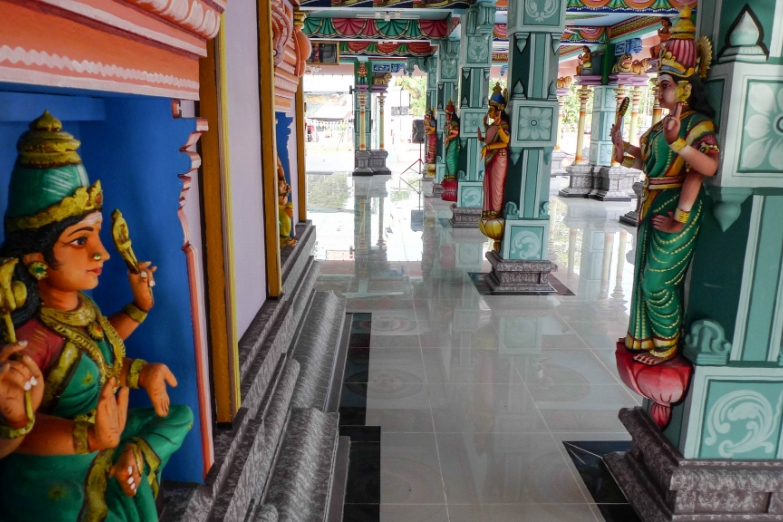 Интерьер индуистского святилища