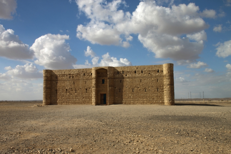 Пустынный замок Кахарана