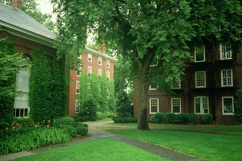Здания Гарвардского университета