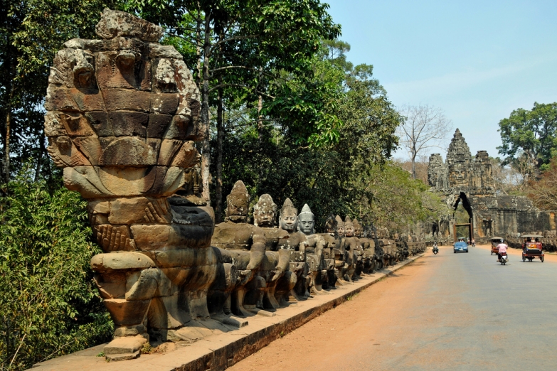 Дорога к Ангкор-Вату