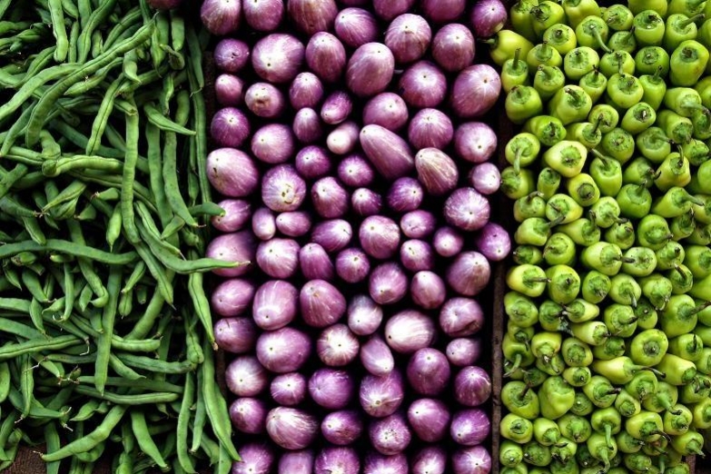 Овощной лоток на рынке Канди