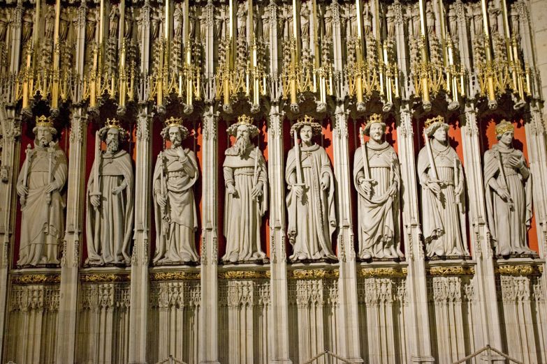 Статуи английских королей в Йоркском соборе