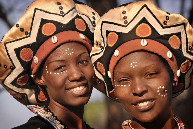Женщины Замбии в традиционных нарядах