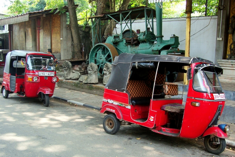 Самый популярный вид общественного транспорта в Коломбо
